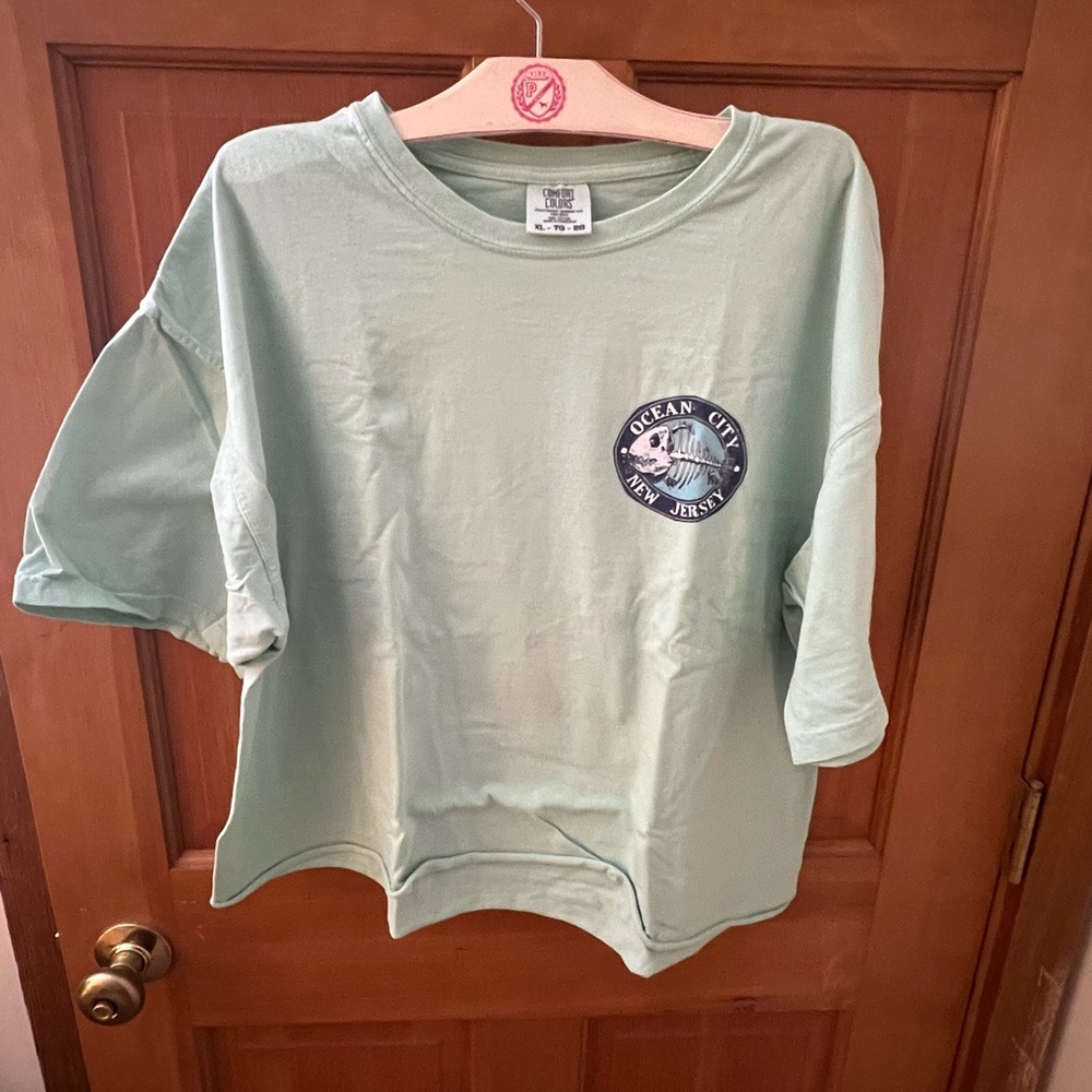 Ocean City NJ Cropped Tee – Comfort Colors XL (Boxy Fit)